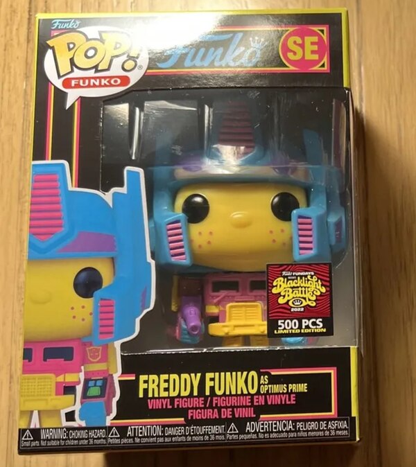 SDCC 2022   Funko Fundays Freddy Funko Optimus Prime Pop! Glow In The Dark 500 Exclusive Image  (1 of 4)